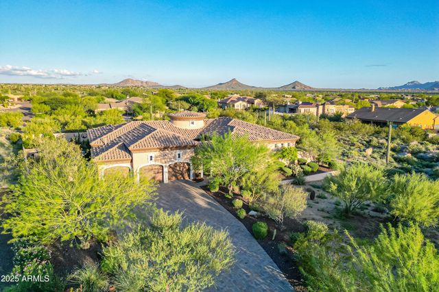 8563 E TUMBLEWEED Drive, Scottsdale, AZ 85266