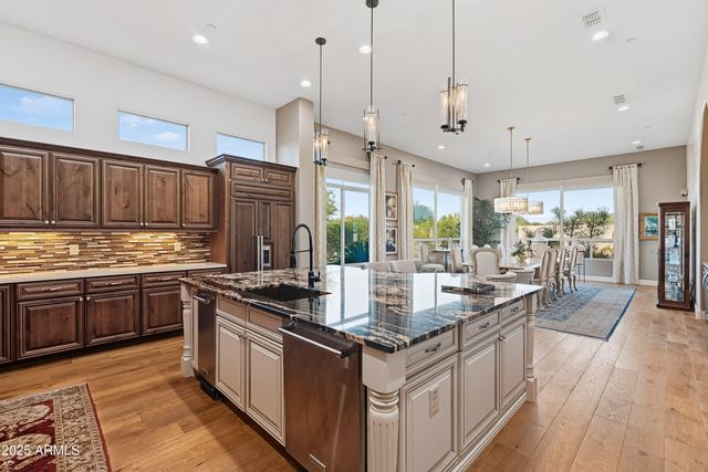 8563 E TUMBLEWEED Drive, Scottsdale, AZ 85266