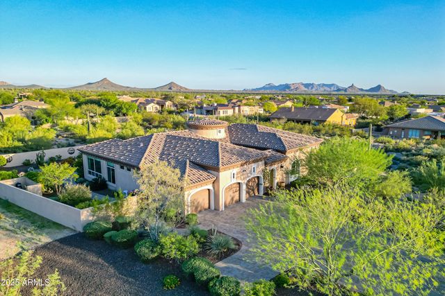 8563 E TUMBLEWEED Drive, Scottsdale, AZ 85266