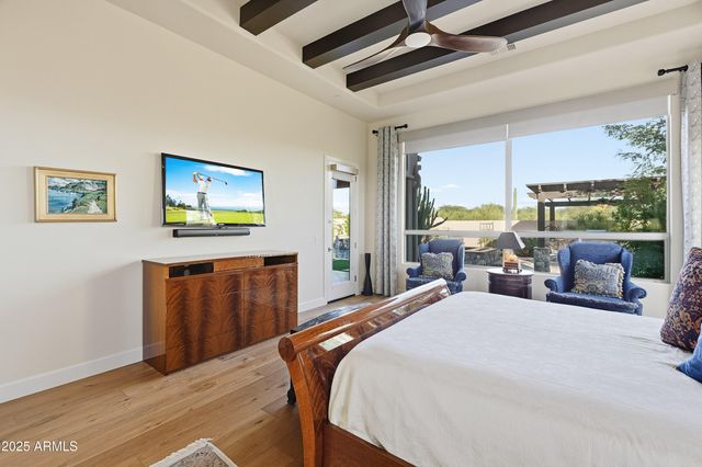 8563 E TUMBLEWEED Drive, Scottsdale, AZ 85266