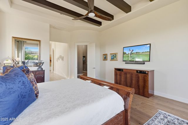 8563 E TUMBLEWEED Drive, Scottsdale, AZ 85266