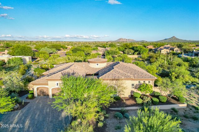 8563 E TUMBLEWEED Drive, Scottsdale, AZ 85266