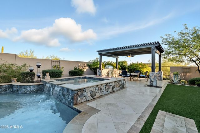 8563 E TUMBLEWEED Drive, Scottsdale, AZ 85266