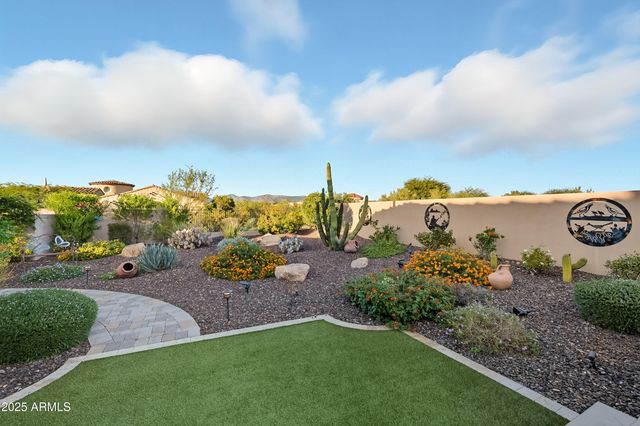 8563 E TUMBLEWEED Drive, Scottsdale, AZ 85266