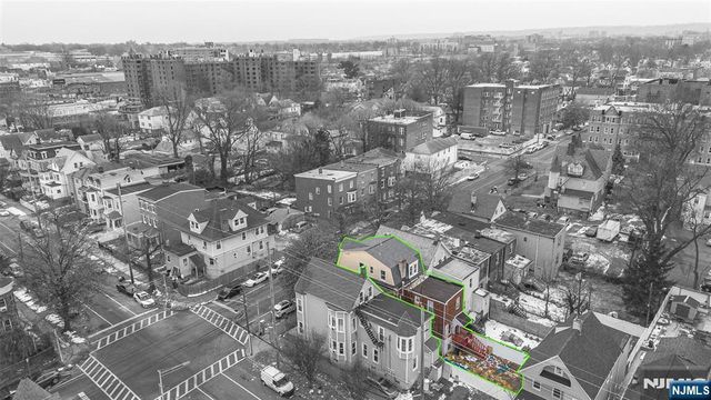 267 6th Avenue, Newark, NJ 07107