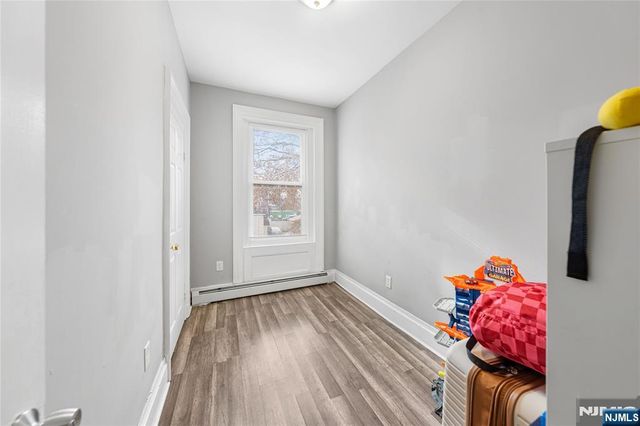 267 6th Avenue, Newark, NJ 07107