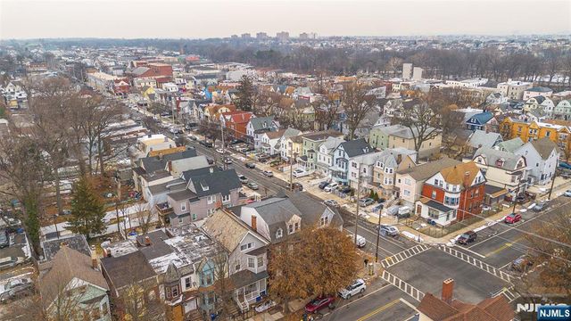 267 6th Avenue, Newark, NJ 07107