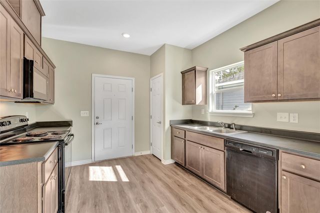 8618 Banting Street, Houston, TX 77078