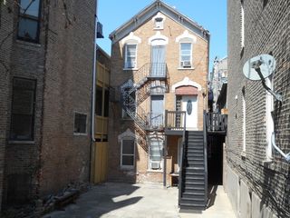 1326 W 18th Place, Chicago, IL 60608