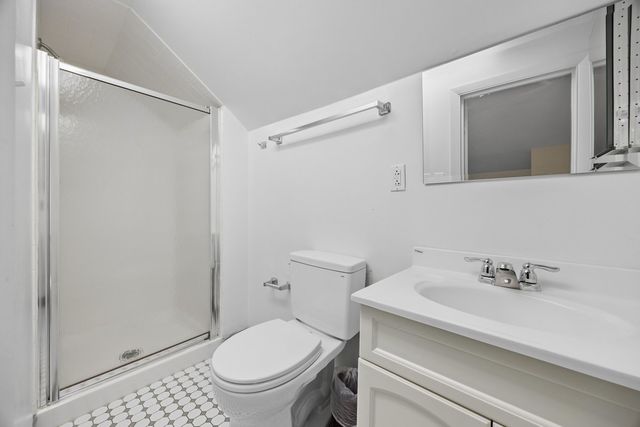 1180 GUNDERSON Avenue, Oak Park, IL 60304
