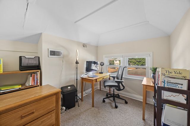 1180 GUNDERSON Avenue, Oak Park, IL 60304