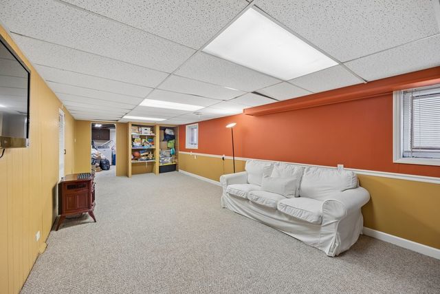 1180 GUNDERSON Avenue, Oak Park, IL 60304