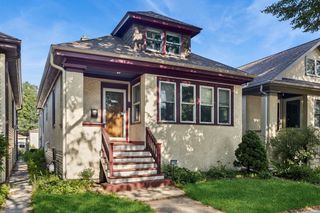 1180 GUNDERSON Avenue, Oak Park, IL 60304