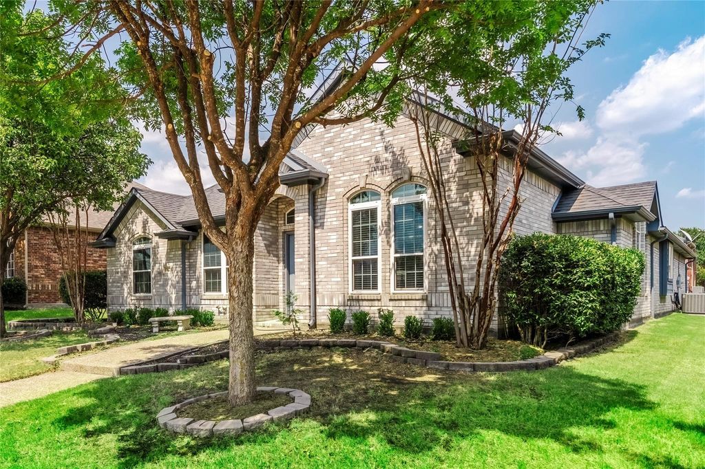 12422 Daimler Drive, Frisco, TX 75033