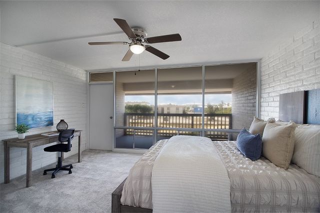 1421 South 11th St 216, Port Aransas, TX 78373