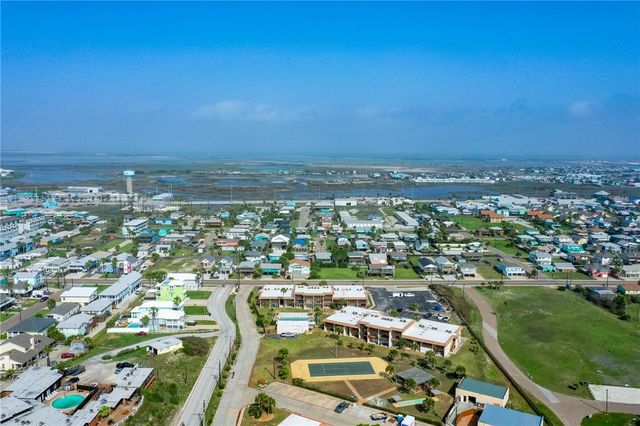 1421 South 11th St 216, Port Aransas, TX 78373