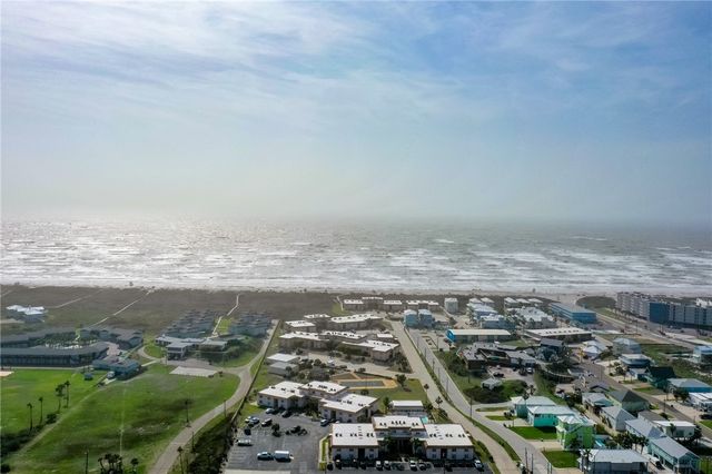 1421 South 11th St 216, Port Aransas, TX 78373