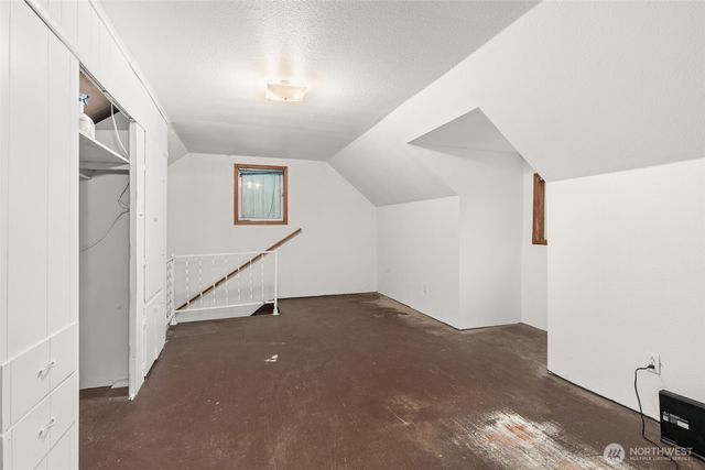 728 Dakota Street, Raymond, WA 98577