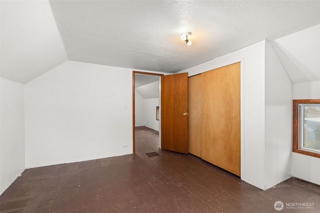 728 Dakota Street, Raymond, WA 98577