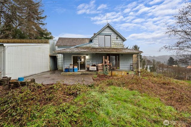 728 Dakota Street, Raymond, WA 98577