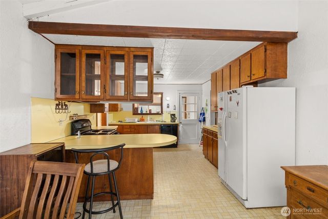 728 Dakota Street, Raymond, WA 98577