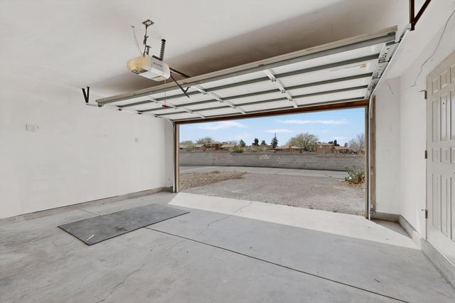 8420 Parrot Run Road NE, Albuquerque, NM 87109