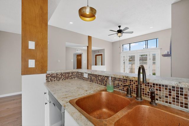 8420 Parrot Run Road NE, Albuquerque, NM 87109