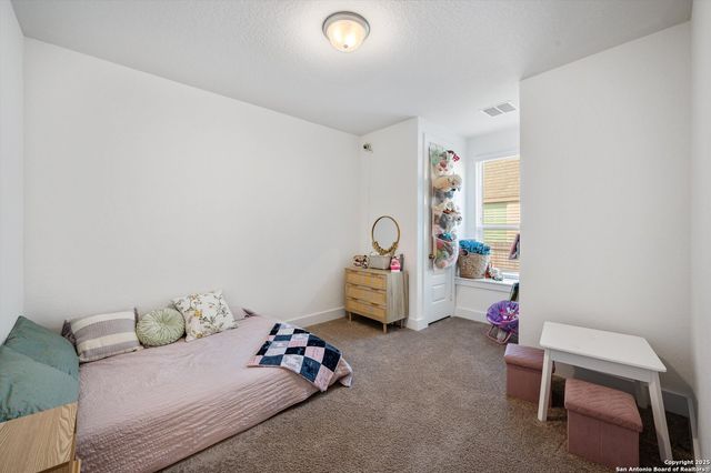411 Aurora Basin, Cibolo, TX 78108