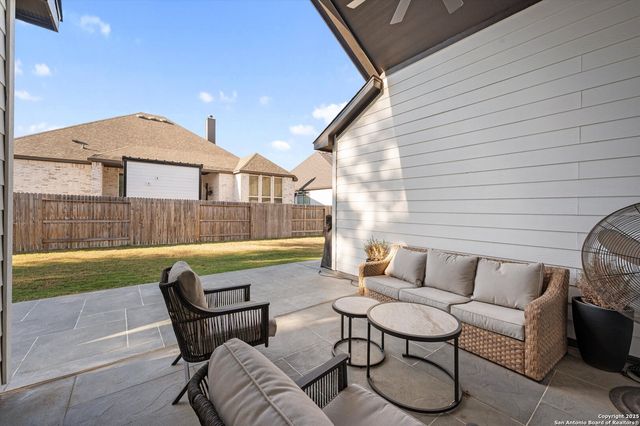 411 Aurora Basin, Cibolo, TX 78108