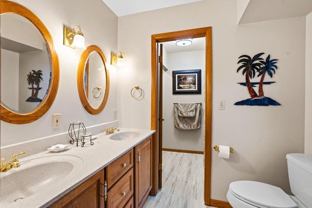 955 W Whitefish ROAD, Port Washington, WI 53074