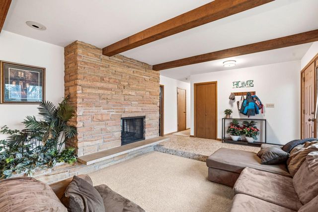 955 W Whitefish ROAD, Port Washington, WI 53074