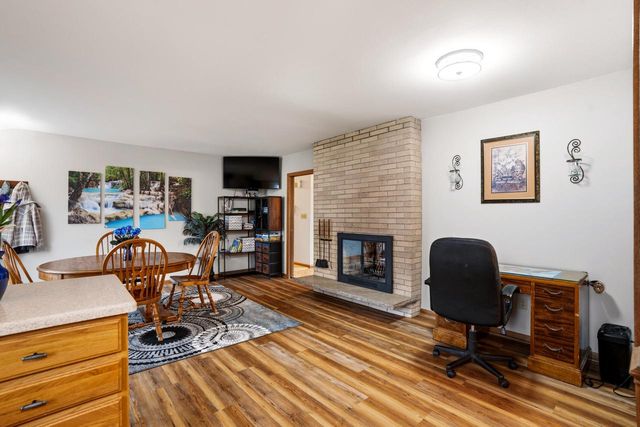 955 W Whitefish ROAD, Port Washington, WI 53074
