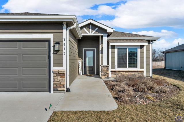 7612 SW 24th TER, Topeka, KS 66614