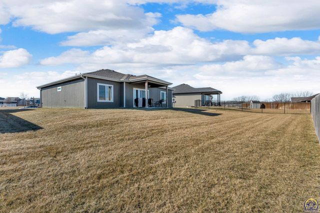 7612 SW 24th TER, Topeka, KS 66614