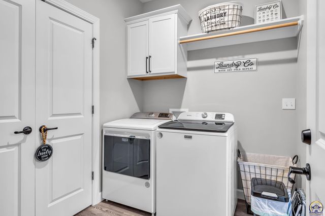 7612 SW 24th TER, Topeka, KS 66614