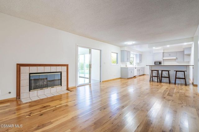 2085 Rayshire Street, Thousand Oaks, CA 91362