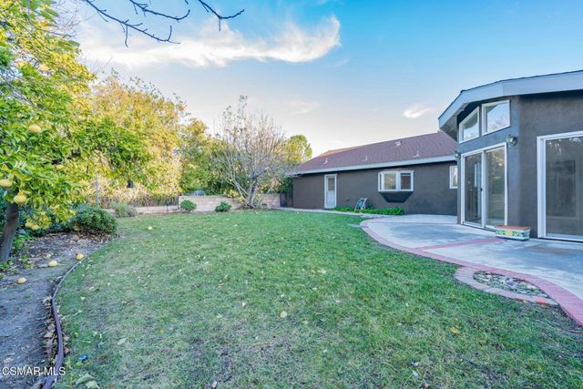 2085 Rayshire Street, Thousand Oaks, CA 91362