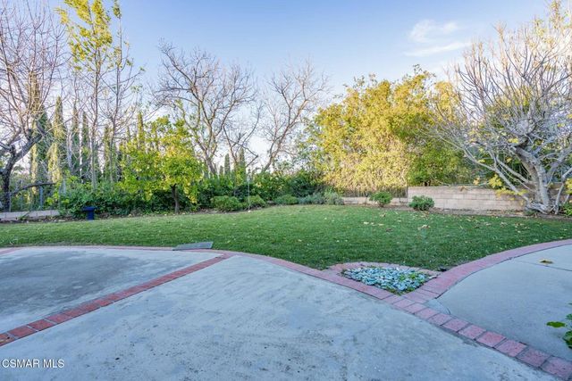 2085 Rayshire Street, Thousand Oaks, CA 91362