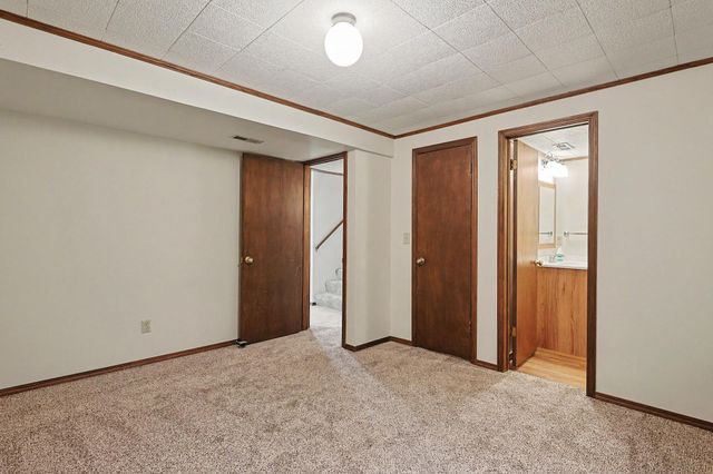 8608 E Mount Vernon, Wichita, KS 67207