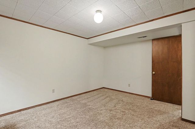 8608 E Mount Vernon, Wichita, KS 67207
