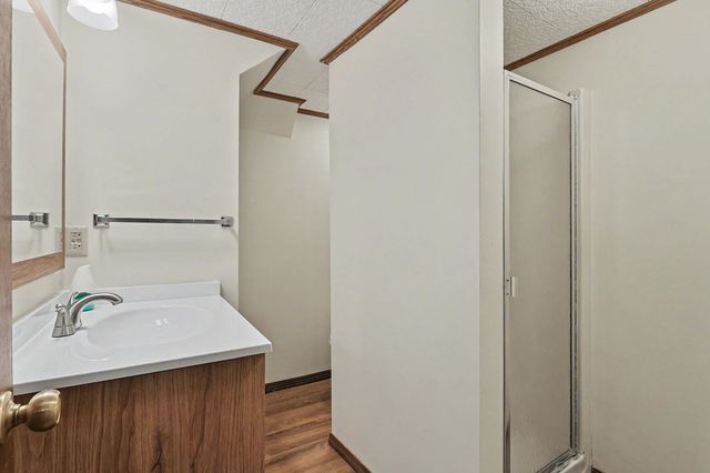 8608 E Mount Vernon, Wichita, KS 67207