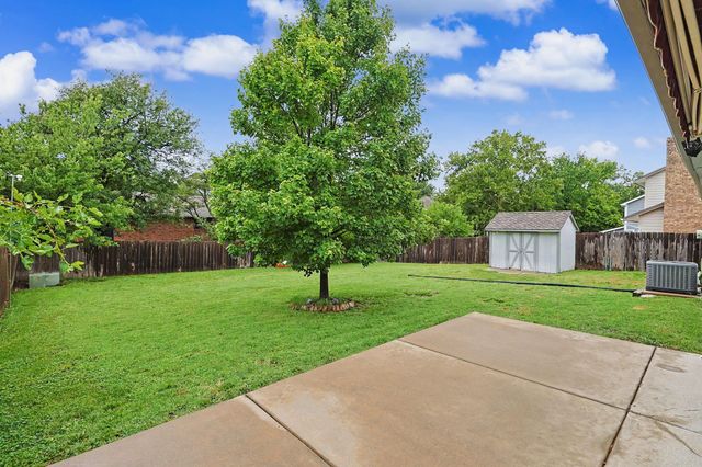 8608 E Mount Vernon, Wichita, KS 67207