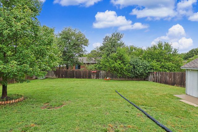 8608 E Mount Vernon, Wichita, KS 67207