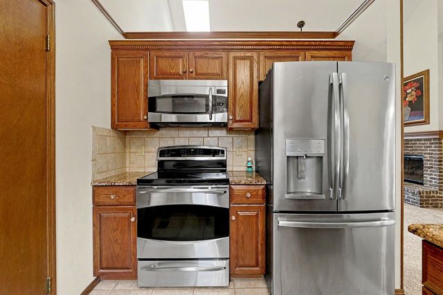 8608 E Mount Vernon, Wichita, KS 67207