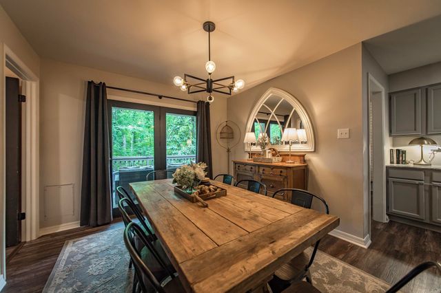 12601 Saint Charles Boulevard, Little Rock, AR 72211