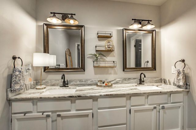 12601 Saint Charles Boulevard, Little Rock, AR 72211