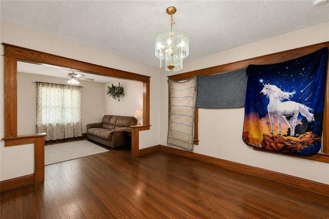 3944 BROOKLYN Avenue, Kansas City, MO 64130