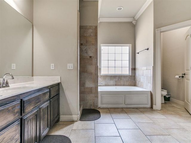 1612 Dorothy Drive, Moore, OK 73170