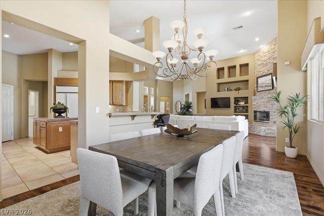 10009 Sienna Peak Court, Las Vegas, NV 89144