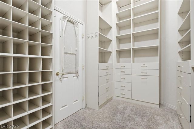 10009 Sienna Peak Court, Las Vegas, NV 89144